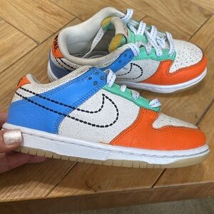 Toddler dunks